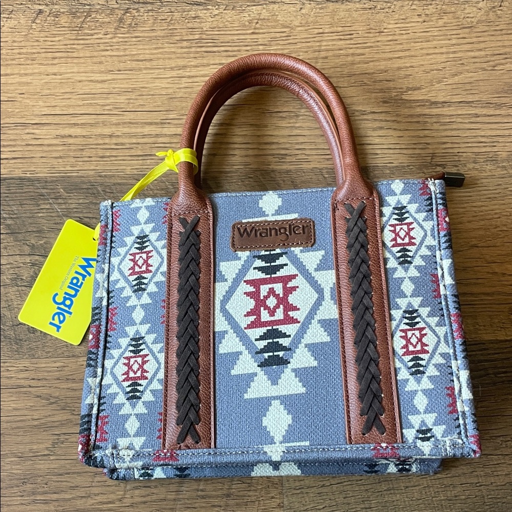 Wrangler NWT Gray Purse